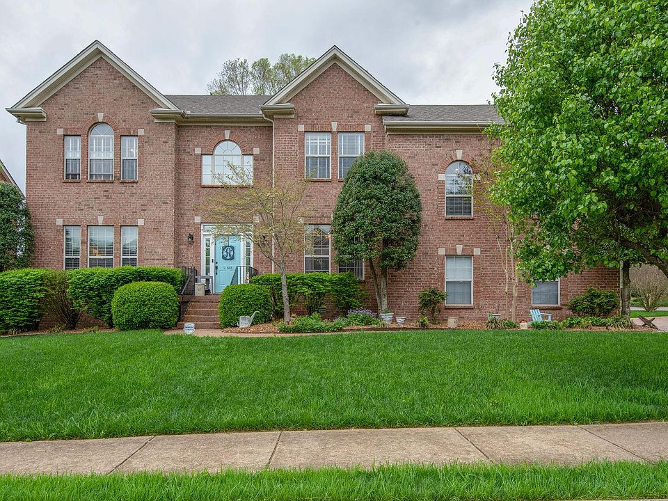 1st image of 601 Redleaf Ridge Cir