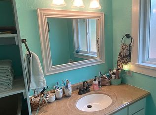 696 Crowe Ave, Drain, OR 97435