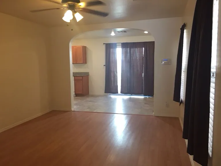 8014 Torremolinos Ave — Photo 4