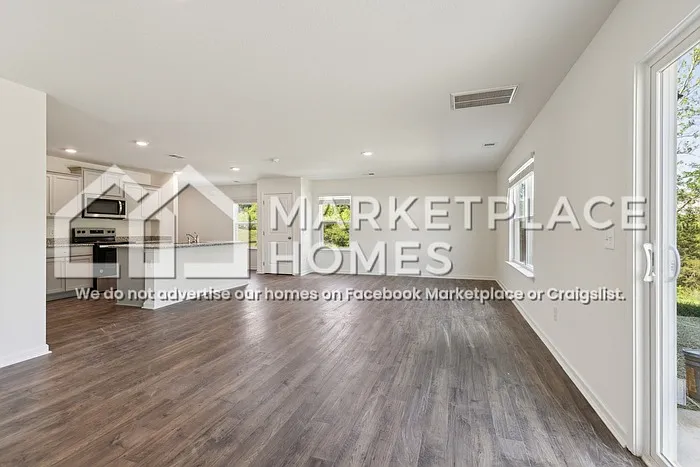 702 Newtons Way — Photo 9