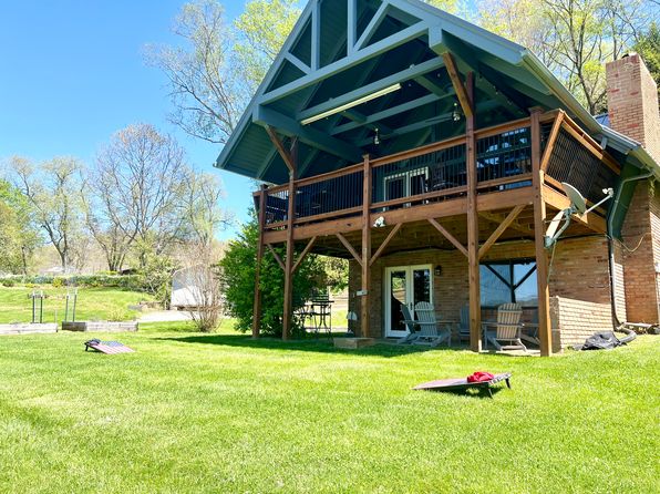 1170 Ratcliff Cove Rd