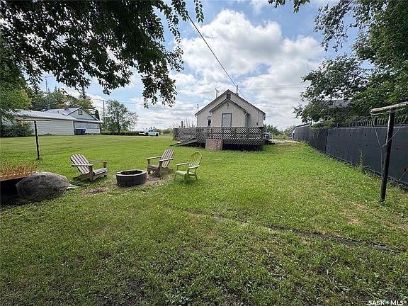 2nd image of 408 1st AVENUE