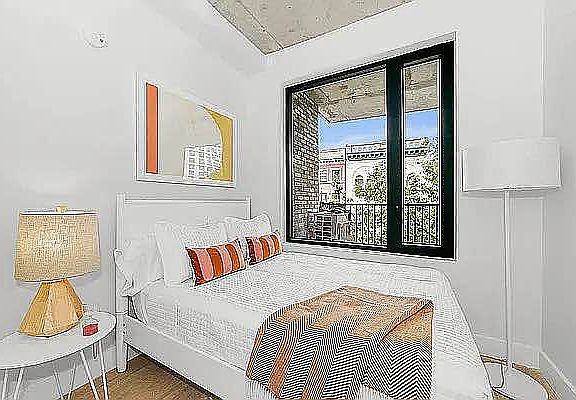 4th image of 815 Flatbush Ave #408