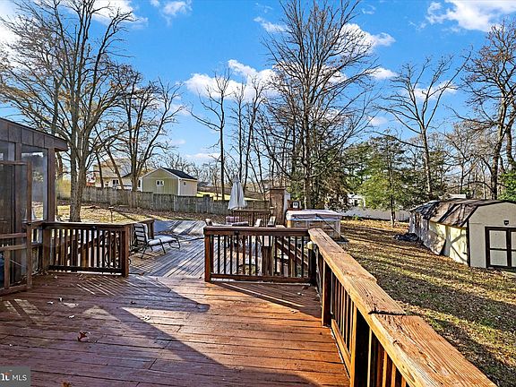 5th image of 8394 Armstrong Dr
