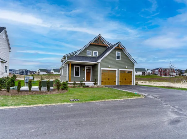 23 Braeden Drive #9, Thornton, NH 03285
