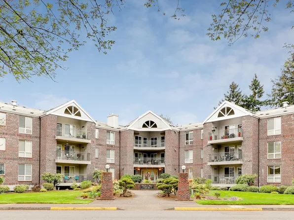 15420 NE Knott St Unit 19, Portland, OR 97230