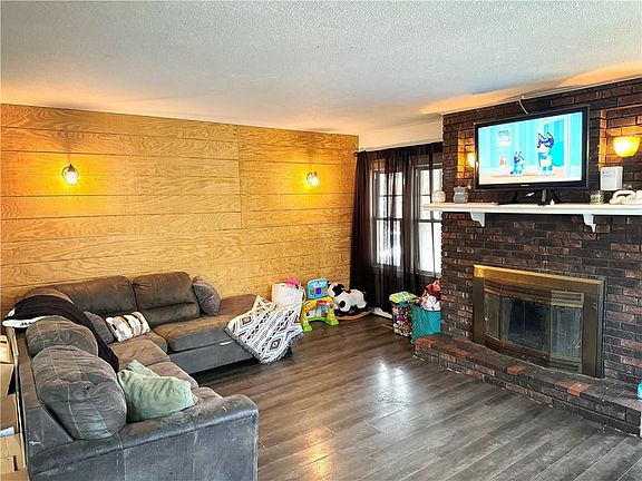 2nd image of 3505 Mitchell Ave