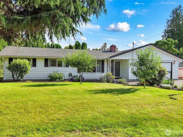 1217 S Walnut Street, Burlington, WA 98233