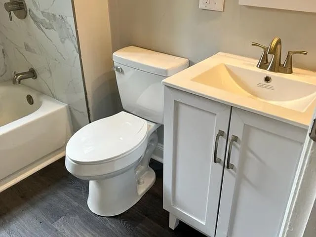 770 Linwood Ave — Photo 7