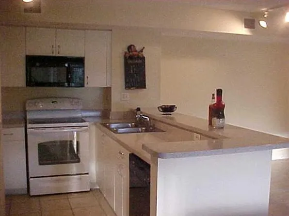 3854 Lyons Rd #104, Pompano Beach, FL 33073