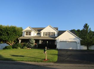 9 Omega Ter, Latham, NY 12110