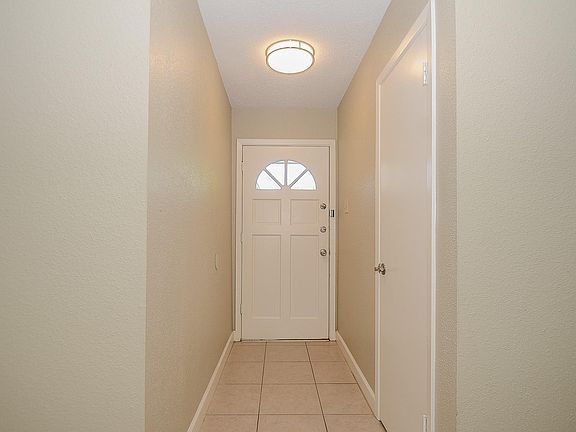 3rd image of 6931 Renfro Dr