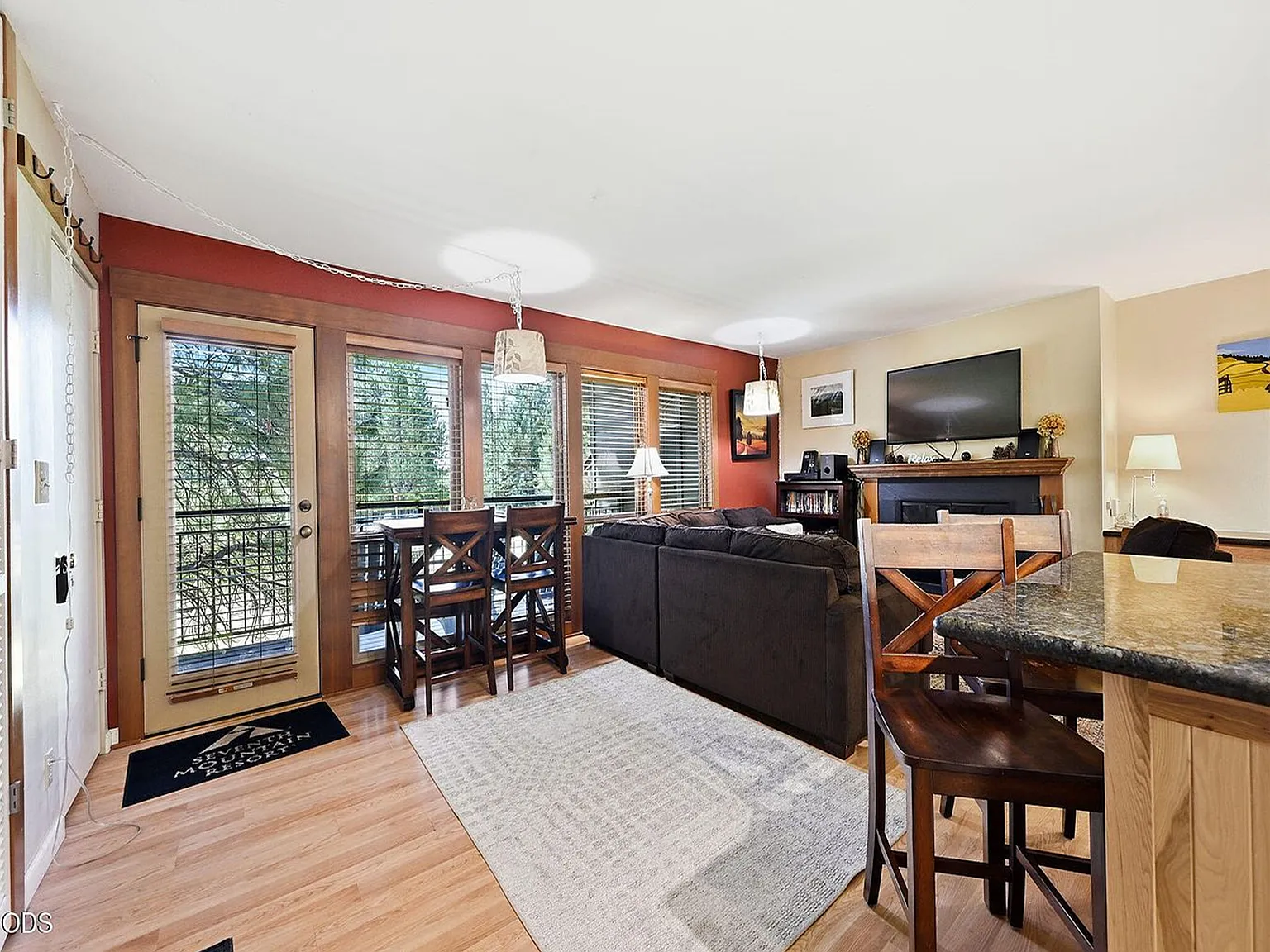18575 SW Century Dr — Photo 2