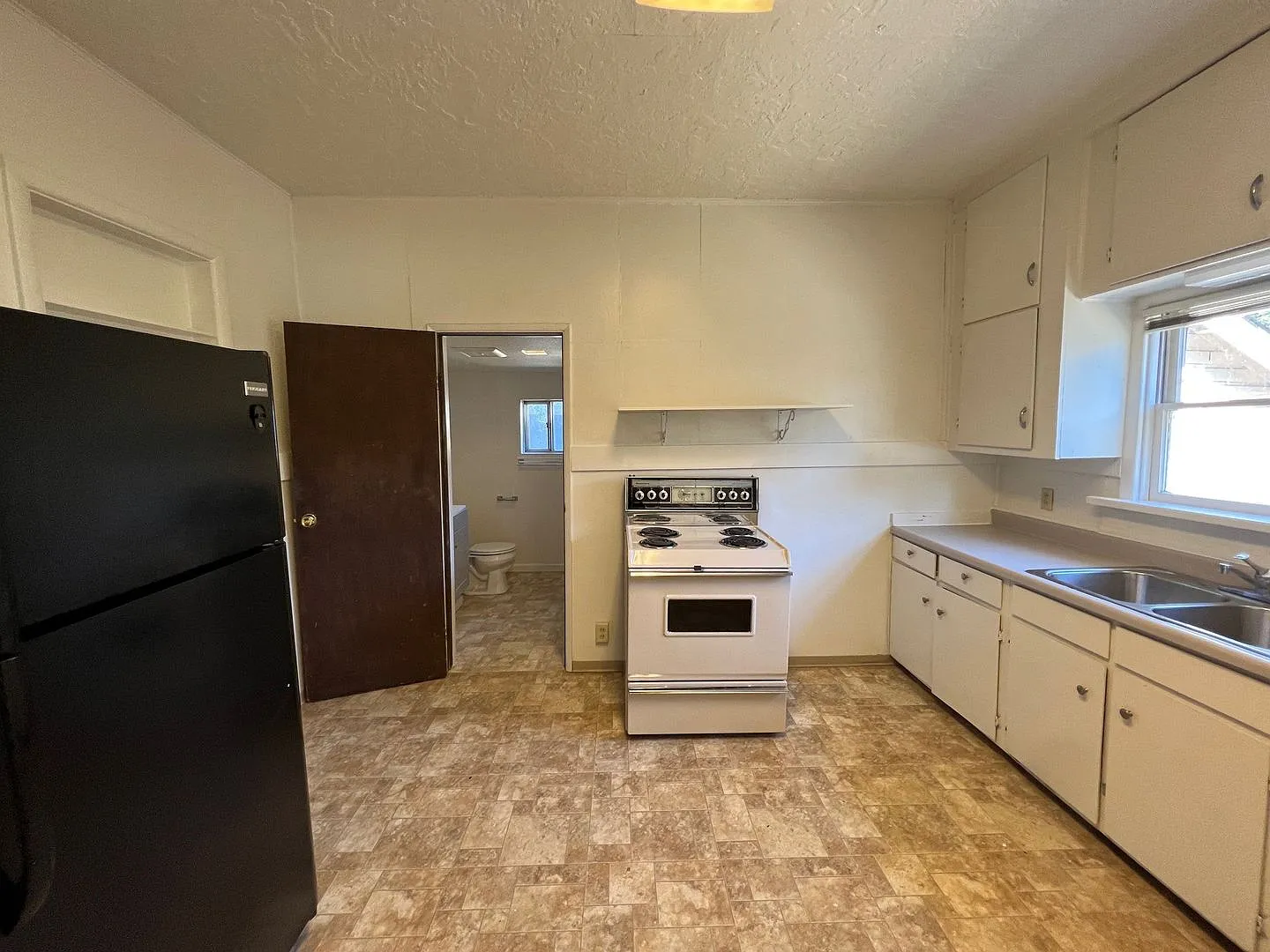 ~2 Bedroom Unique Historic Home~ — Photo 2