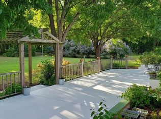 151 Lemens Cir, Hutto, TX 78634
