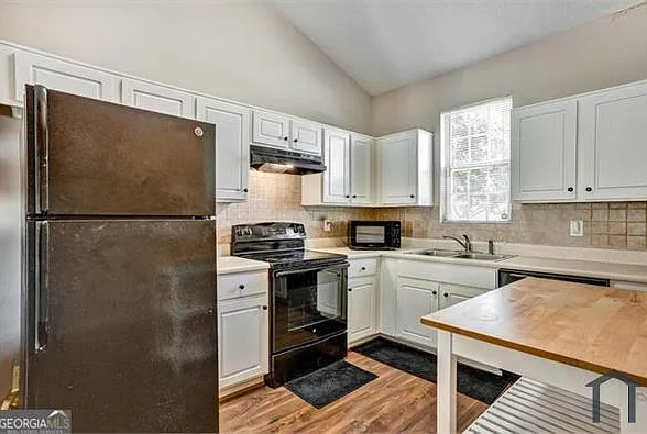 3797 Brookwood Blvd — Photo 2
