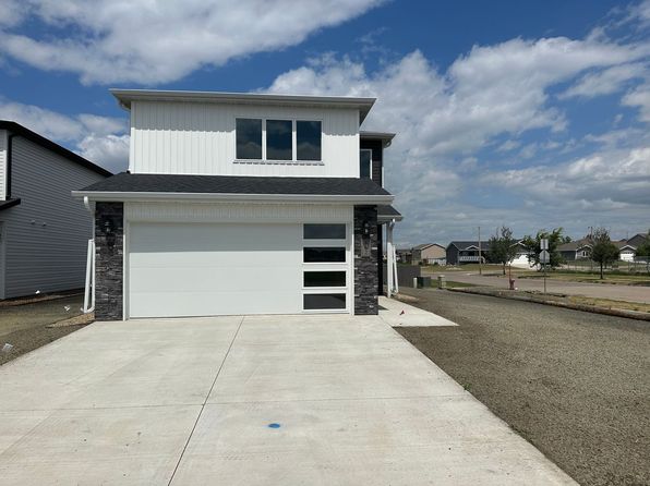 112 Marshall Loop