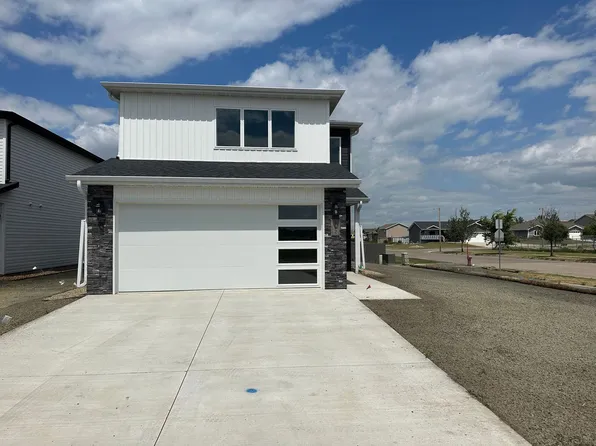 112 Marshall Loop, Lincoln, ND 58504