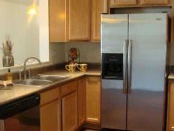 3rd image of 2331 E Aldine St