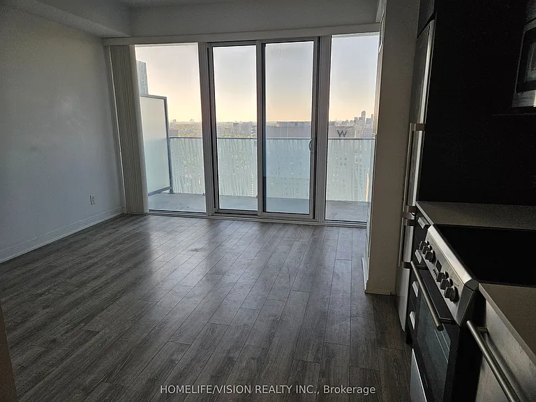 42 Charles St E #4207 — Photo 7