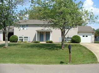 232 Wimbledon Dr #236, Mansfield, OH 44906