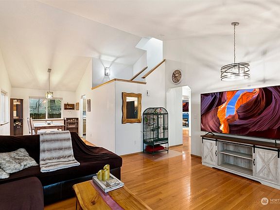 4th image of 1716 199th Street Court E