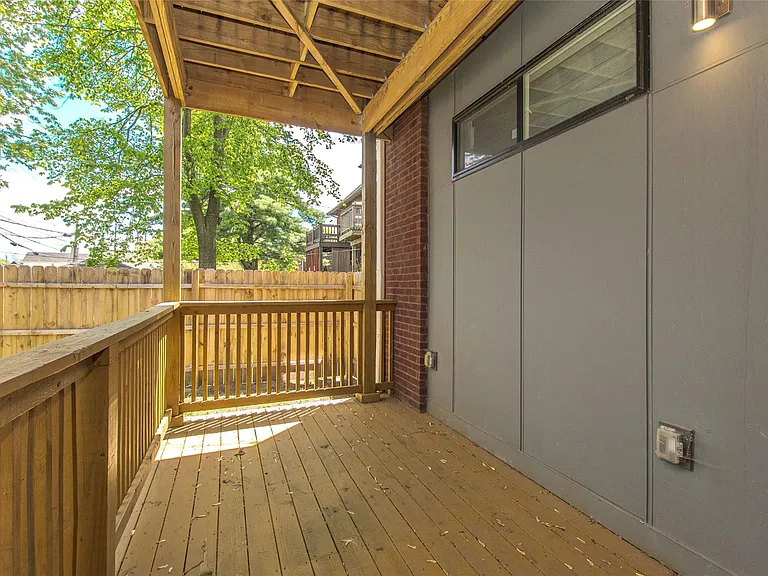 4530 Commonwealth St #1 — Photo 45
