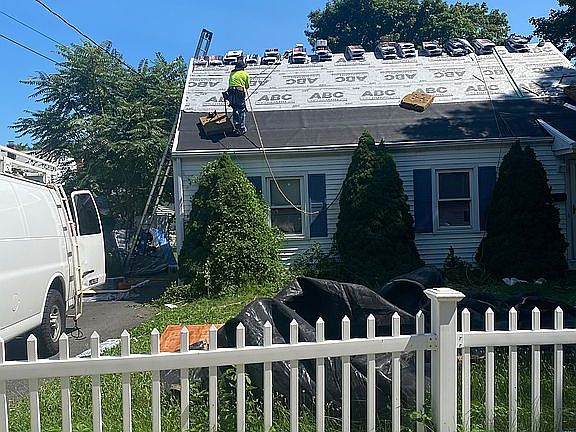 5th image of 25 Palmer Ave