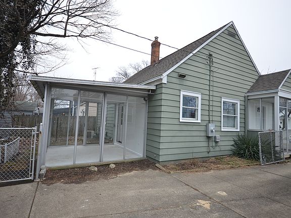 4th image of 2328 26th St