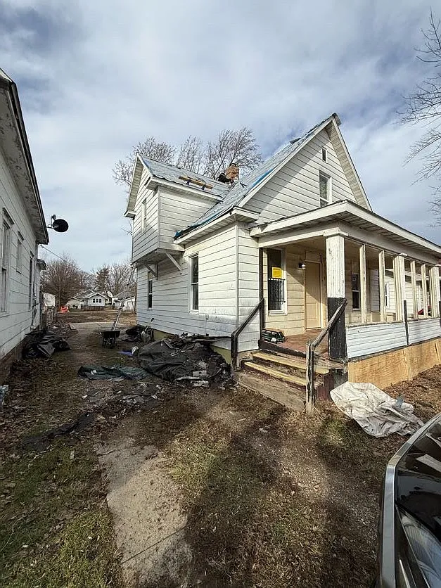 3 bed, 1152 sqft, $800 — Photo 1