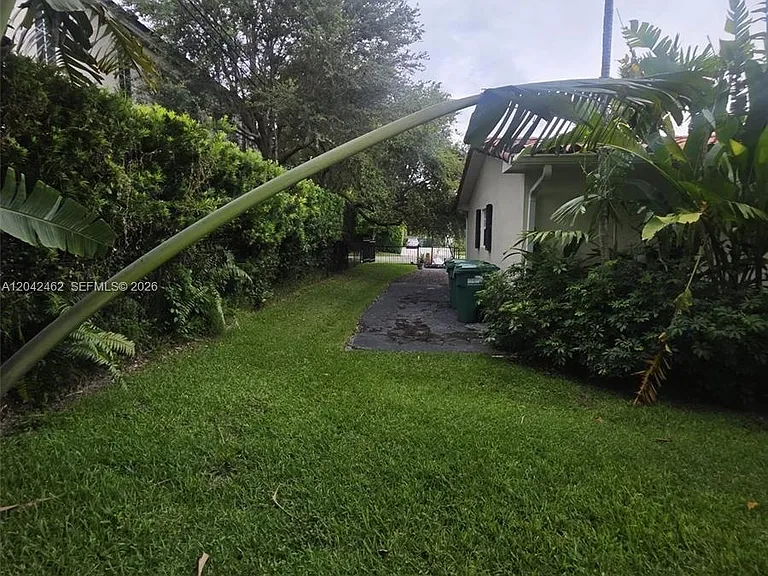 7240 SW 119th St — Photo 27