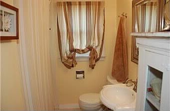 1st image of 4607 N 37th St