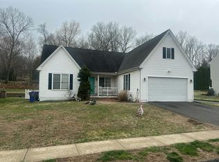 70 Hidden Valley Dr, Meriden, CT 06451
