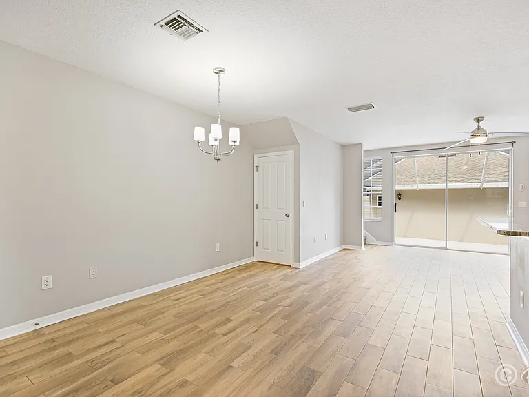 6123 Fishhawk Crossing Blvd — Photo 5