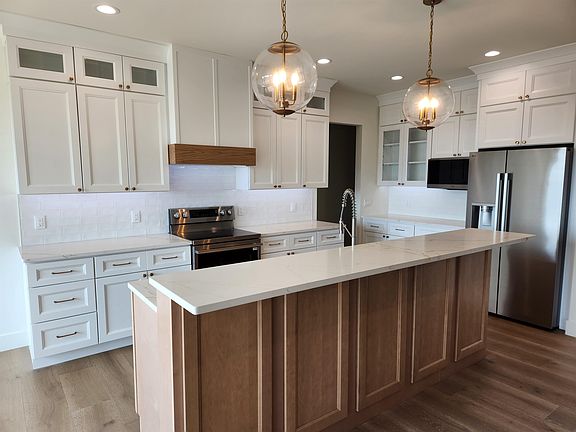 4th image of 458 Wyatt Dr