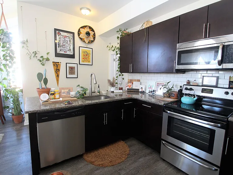 2841 w girard avenue — Photo 3