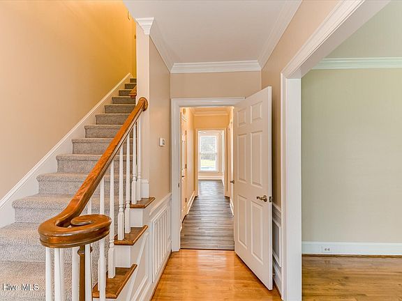 5th image of 3524 Stevens Way