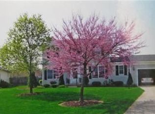 734 Trails End Dr, Amherst, OH 44001