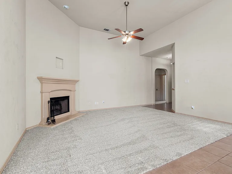 3124 Buckthorn Ln — Photo 5