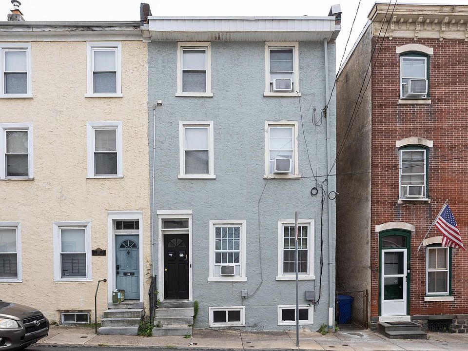 1st image of 123 Dupont St Floor 1