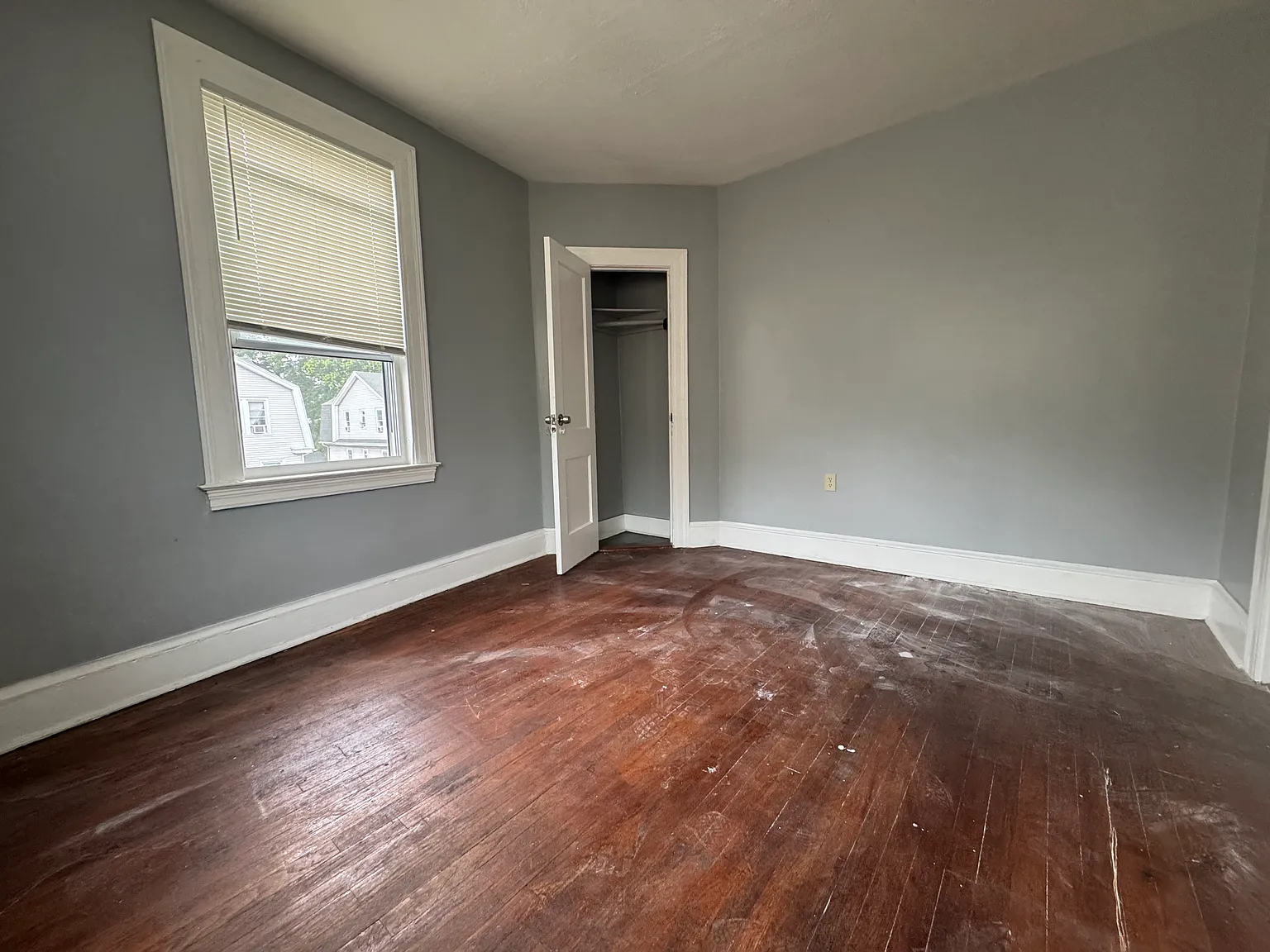 1 bed, 800 sqft, $1,045 — Photo 4