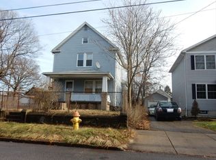 1357 Moore St, Akron, OH 44301