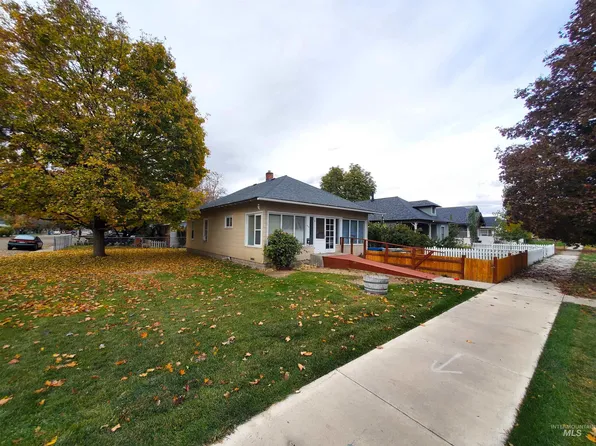 523 7th Ave S, Nampa, ID 83651