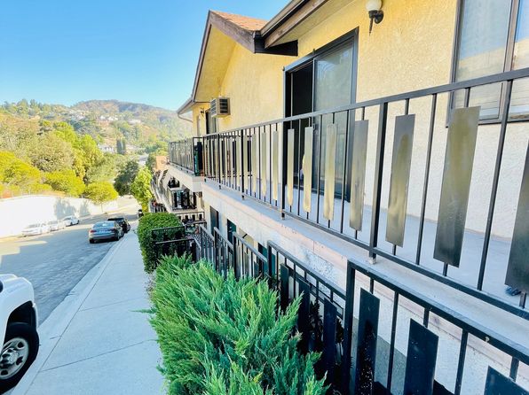 2022 Eleanore Dr #207