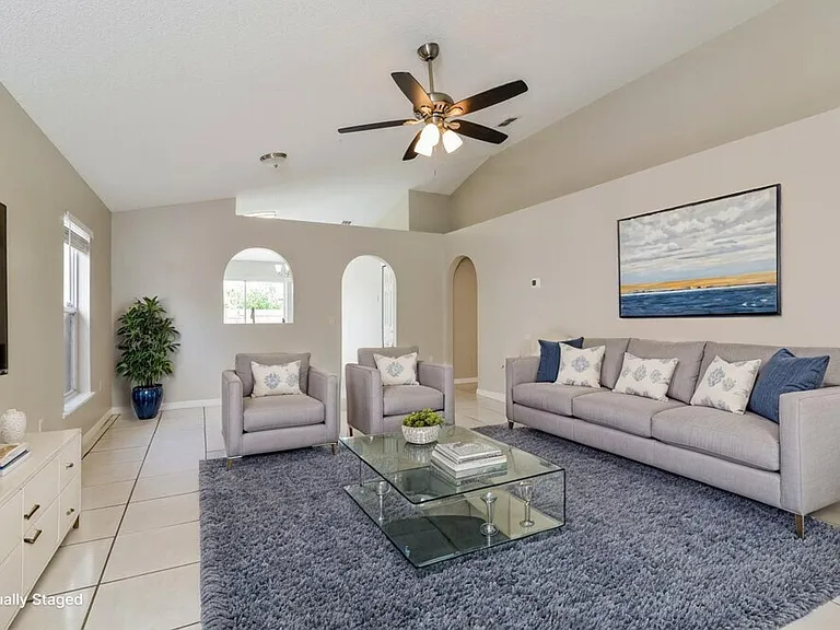 7666 Harbor Bend Cir — Photo 3