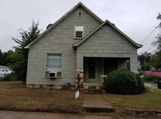 15 5th Ave NW, Ardmore, OK 73401