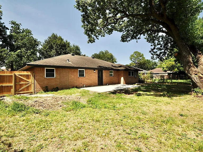 7634 Wynlea St — Photo 26