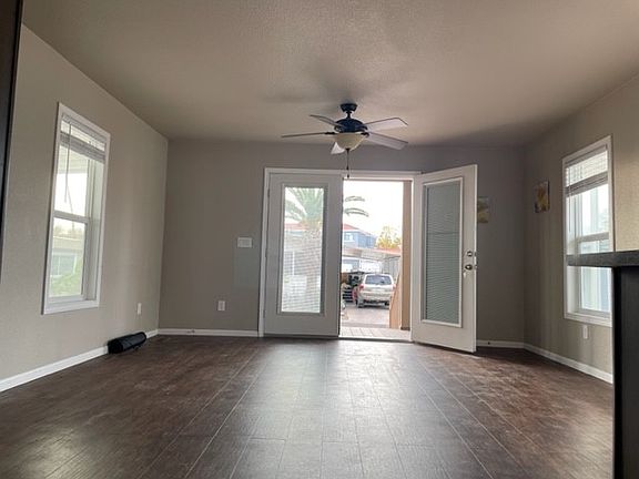 2nd image of 2050 W Dunlap Ave #A213
