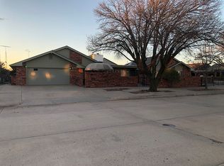 2101 Camelot Dr, Enid, OK 73703