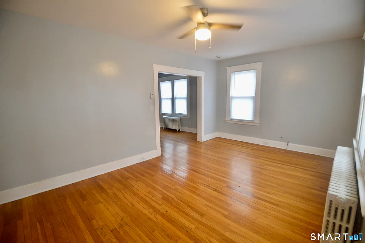 Building Photo - 994 Campbell Ave
